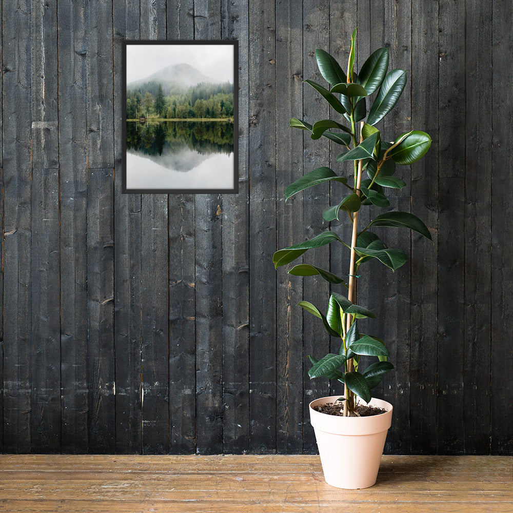 Wirvelvind Morgondimma över Ärtrikstjärn